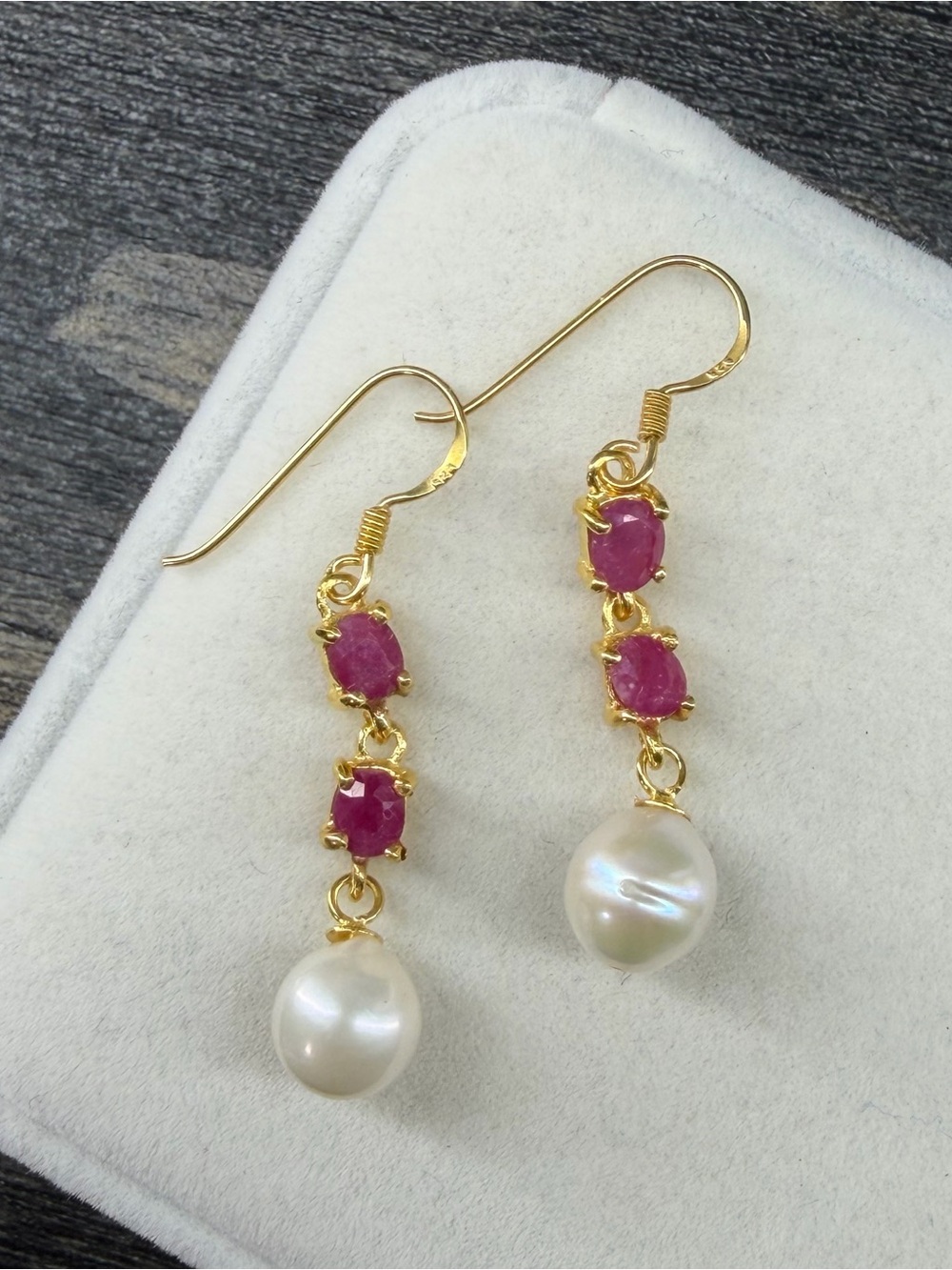 Stunning Natural Red Ruby .90CT & Pearl Dangle Earrings 925 Sterling Silver